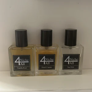 Niche4all  - Säljer dessa tre Niche4all parfymer. Hazel Cognac, Vanilla Rum och Sea Mint. Alla är 30ml från början. Säljer de helst ihop och kan göra ett bra pris på de då. Så kom med rimliga prisförslag! Byter också!
