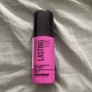 Maybelline setting spray - Ett oanvänt setting spray från Maybelline New York