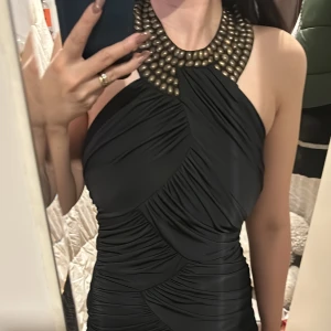 festklänning  - Festklänning Oanvänd 👗 .Om du intresserad är det bara att fråga ☺️