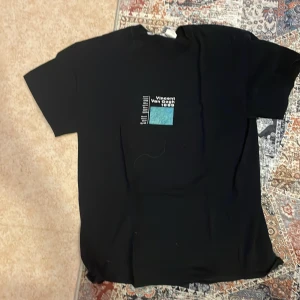 Van Gogh tshirt  - Svart tröja med van Gogh tryck, skriv ifall ni har frågor! 