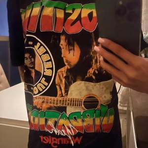 Bob Marley t-shirt , inga fläckar inga hål