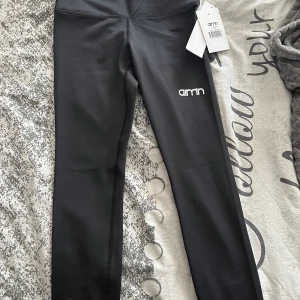 Aim’n high tights XXS - Säljer dessa tights pågrund att de inte passade. Jättefina och aldrig använda, endast testade. 