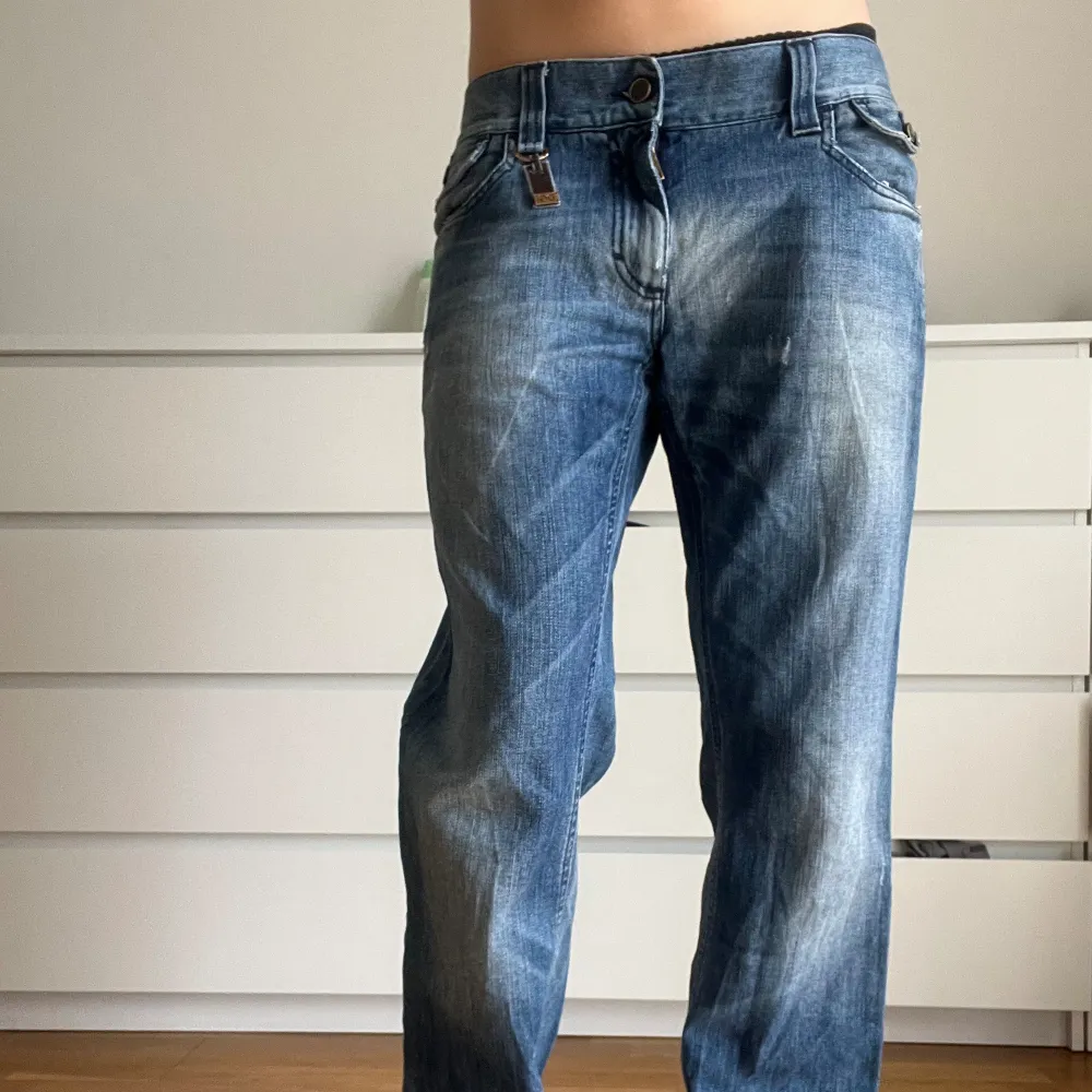 Snygga raka jeans från Dolce & Gabbana!. Jeans & Byxor.