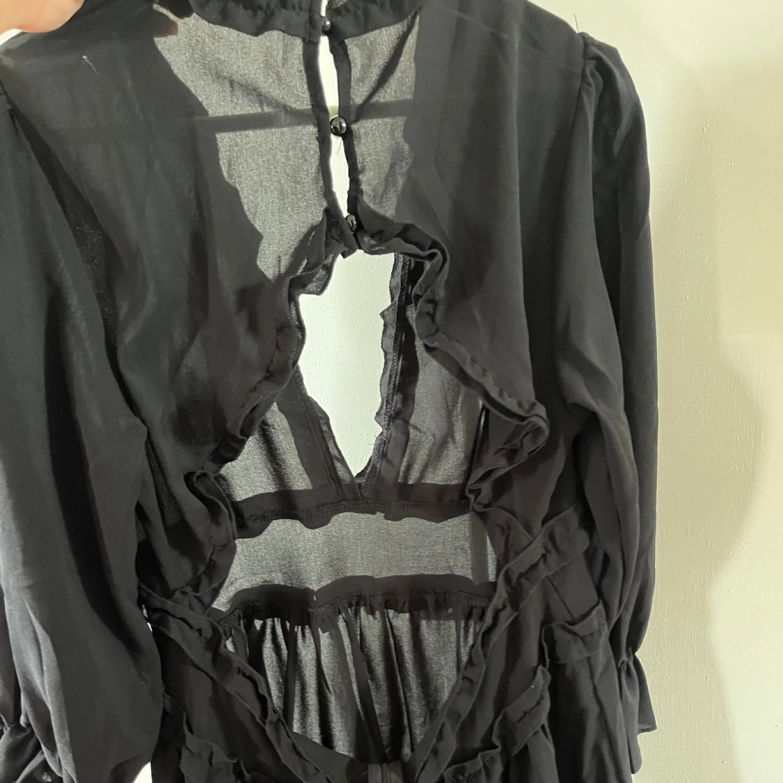 Klänning med öppen rygg 🖤 - 91