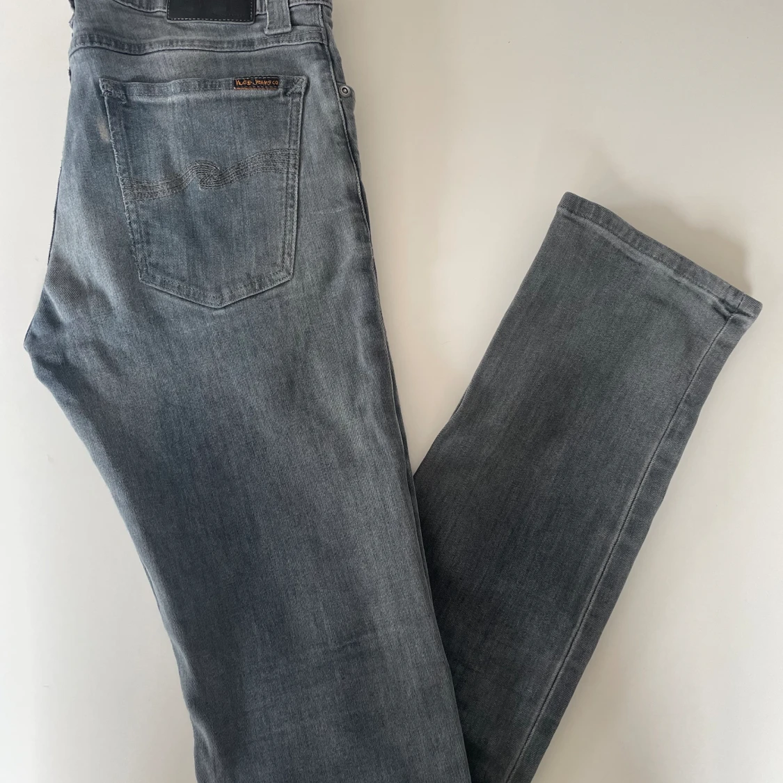 Nudie jeans grå