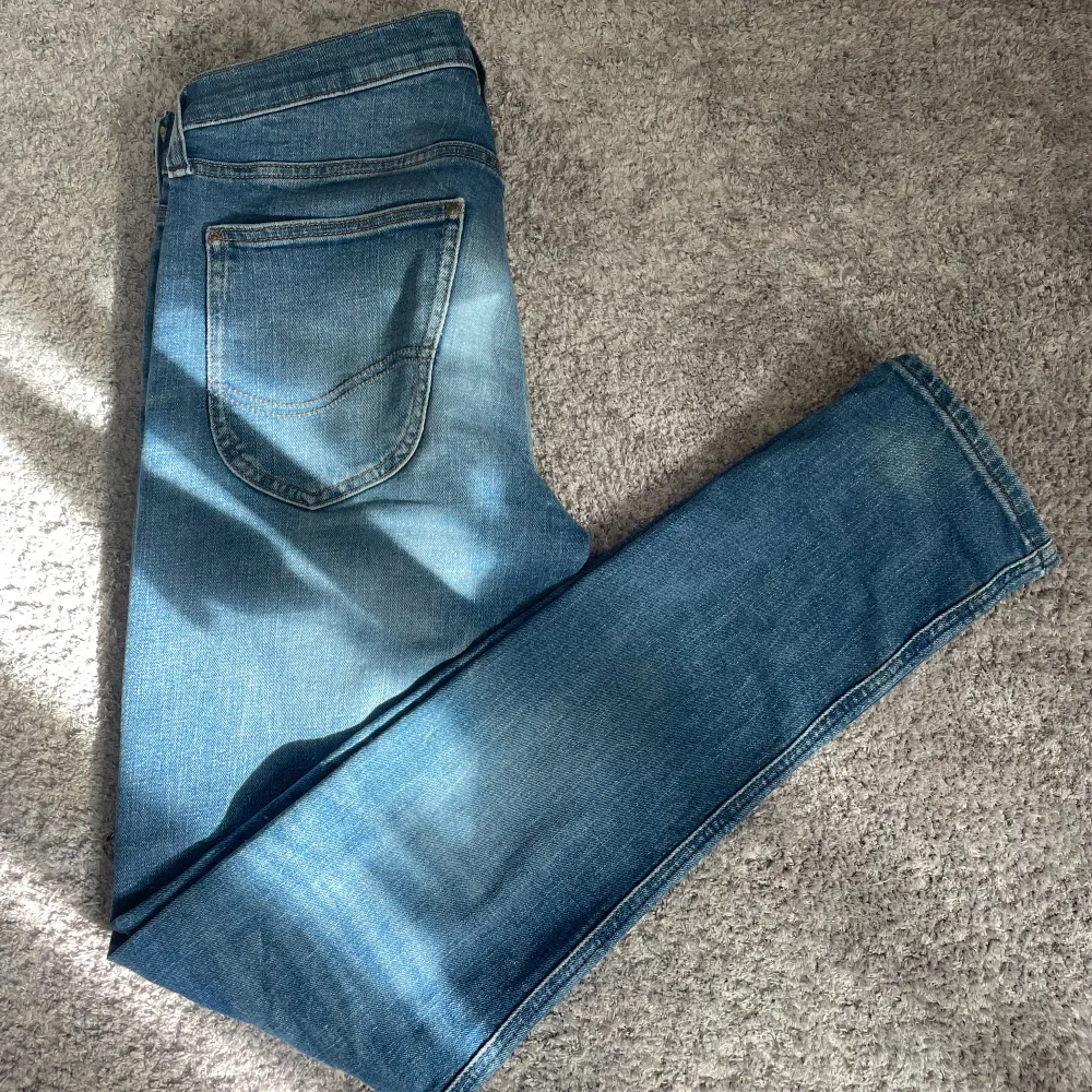 Lee Luke jeans, W29 L32. Inga defekter. Riktigt najs tvätt och sitter slim, skriv om frågor.. Jeans & Byxor.