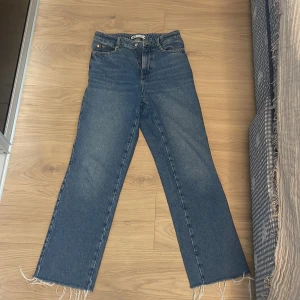Jeans  - I fint skick 