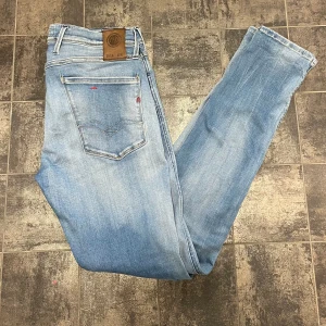 Replay anbass - Replay anbass jeans Sparsamt använda i riktigt bra skick!