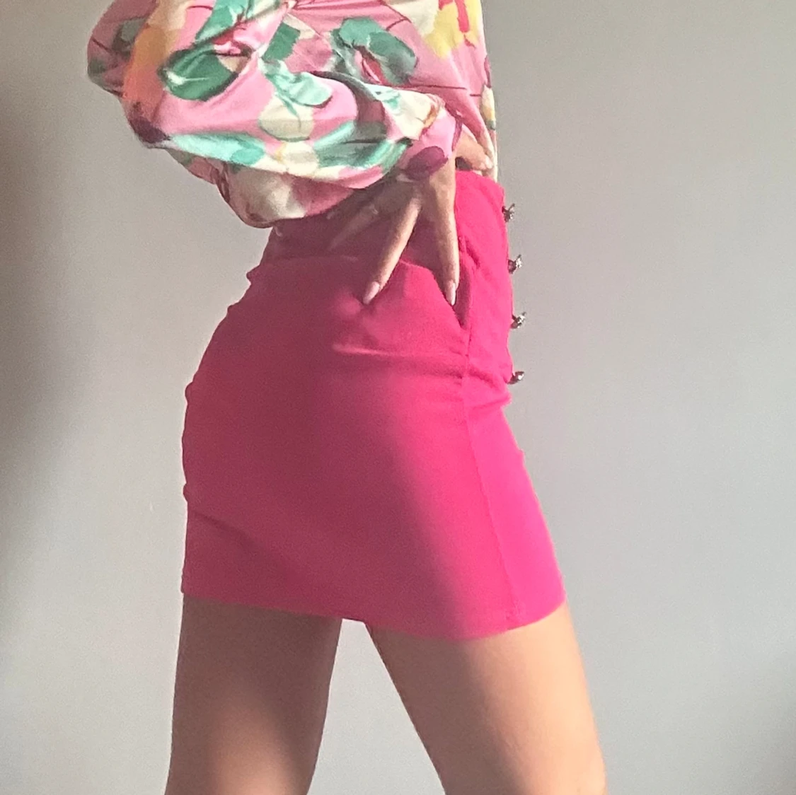 Mörkrosa Kort kjol från shein i nyskick stl XS - 91