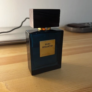 Rituals parfym - Parfym från the rituals Bleu byzantin 60 ml Lite mer än 2/3 kvar i flaskan Fräsch och somrig