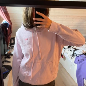 Hoodie  - Aldrig använd, enbart testad💞