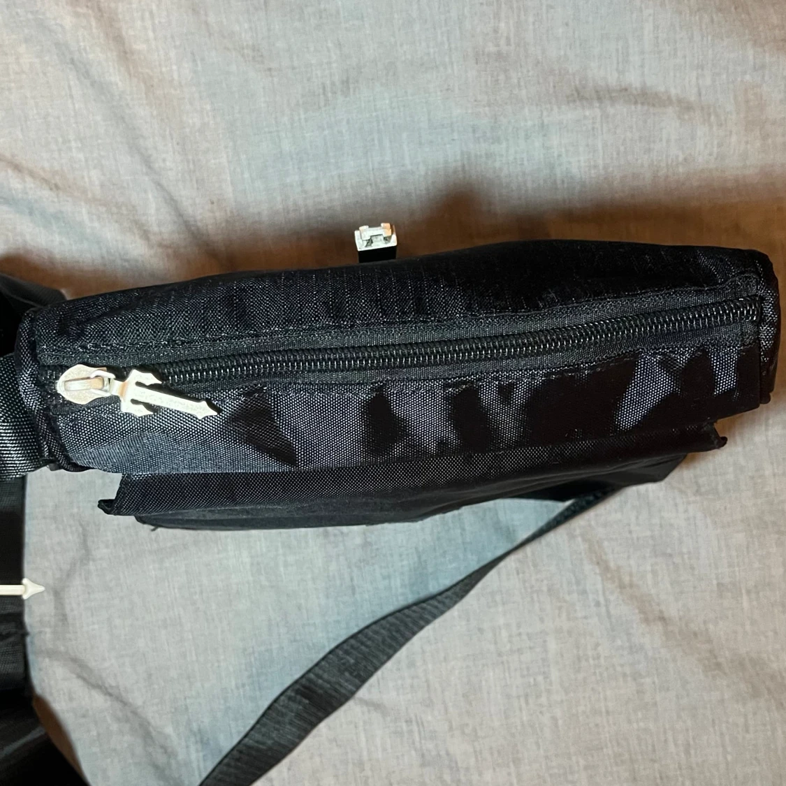 Trapstar väska  - 90