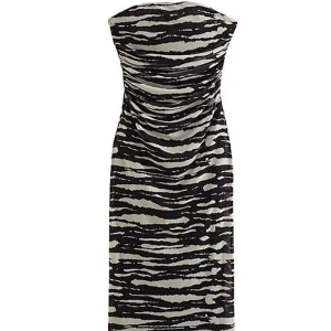 Zebra Klänning - Tight Tubklänning i zebramönster från Zara, använd en gång. Strl S🤍
