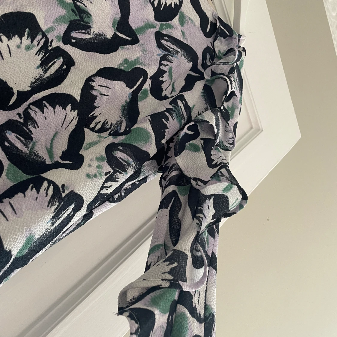 Blommig klänning  - 90