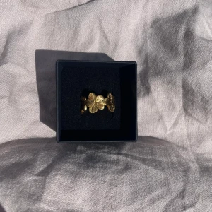 Elsa ring rostfri  - 45kr/st, justebar