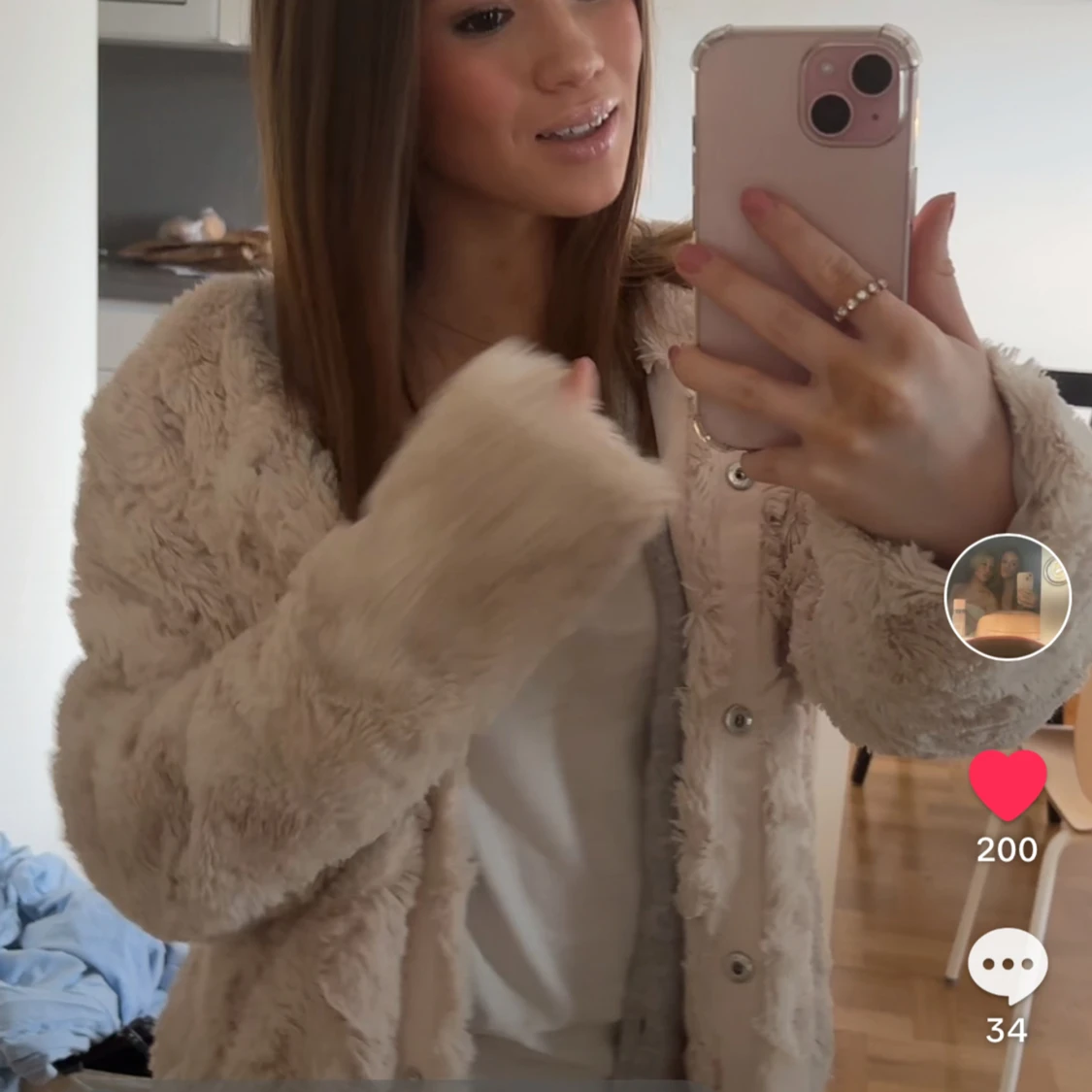 Beige/ rosa pälsjacka 