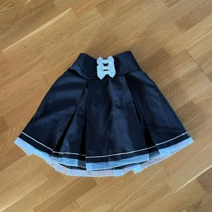 Kawaiikjol - Kjol från Kawaiistore i fint skick