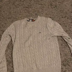 Morris tröja i färgen grå 9/10 skick, strl S
