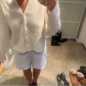 Other stories kofta  - Superfin kofta ifrån other stories i storlek  s 💞Aldrig använd! Skriv för fler bilder. 