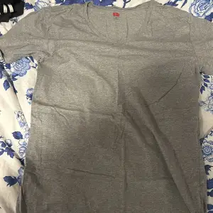 Levis T-shirt oanvänd i storlek xl. 