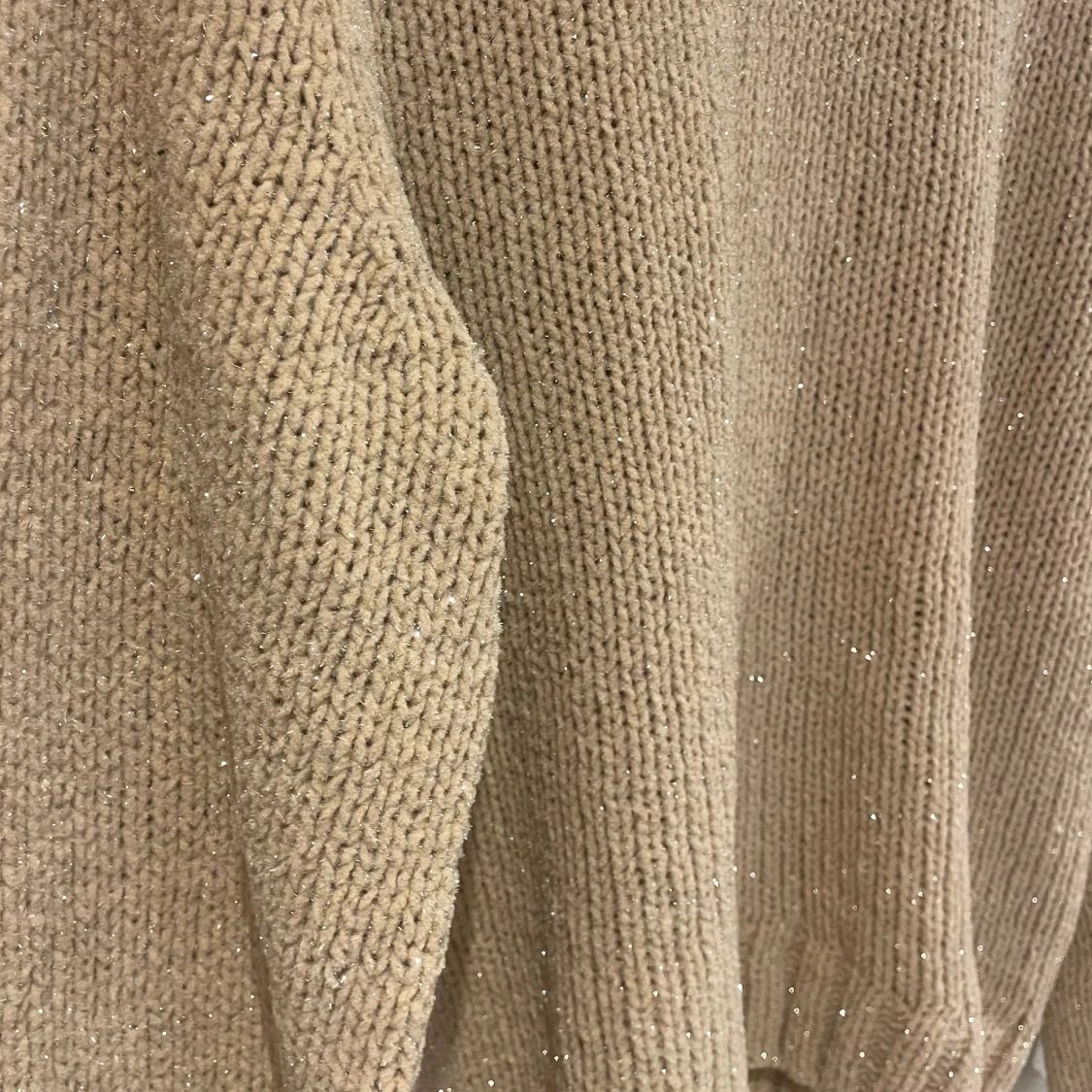 Stickad tröja med glitter  - 90