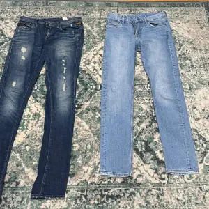 Säljer nu dessa feta jeansen för ett riktigt bra pris. G star jeans kostar 1299kr och vi säljer de för 349kr☺️ hm jeansen kostar 399kr och vi säljer de för endast 149kr. Båda jeansen är storlek 29-32. Ni behöver inte köpa båda ni kan välja en⭐️ Ses!☺️