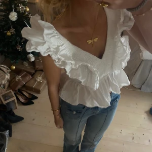Topp - SUPER snygg och eftertraktad!!❣️❣️tryck gärna köp nu
