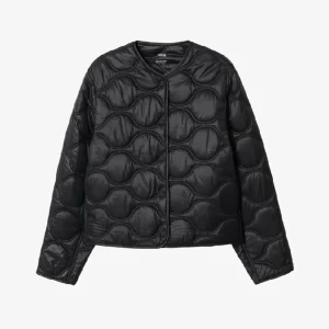 Mango jacka - Hej, säljer min mango jacka knappt använd i super skick💕