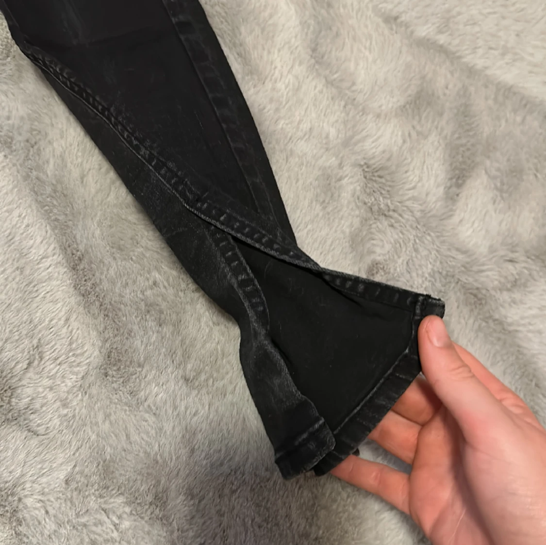 Svarta slit jeans - 90