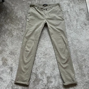 Incotex Chinos - Incotex chinos, Slim fit Tillverkade i Italien Storlek 52