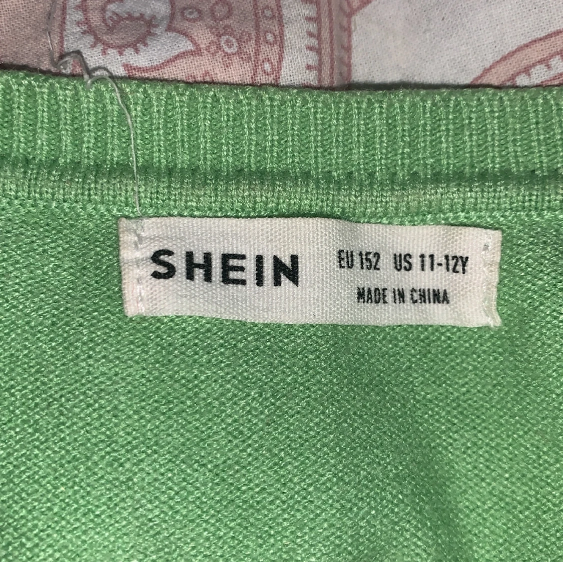 Stickad grön blus  - 91