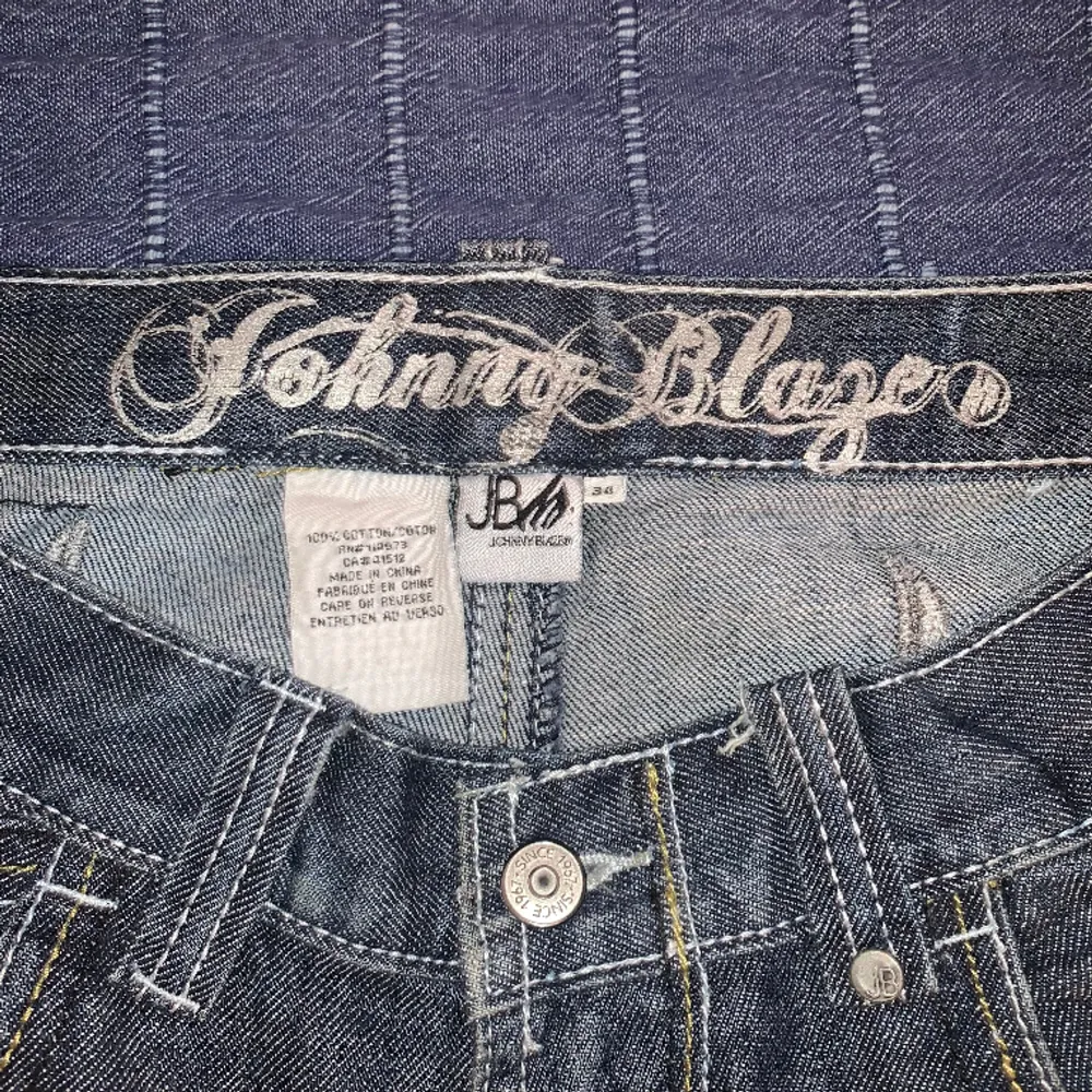 Riktigt feta Johnny Blaze jeans som är väldigt ovanliga. Hyfsat ok skick, skulle säga 7/10. Pris kan diskuteras! Hör av dig vid frågor! . Jeans & Byxor.
