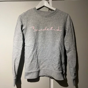 Bondelid tröja - Storlek xs Inget att anmärka på