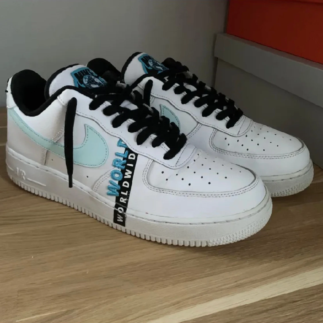 Nike Air Force 1