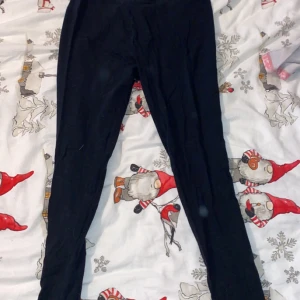 Leggings  - Ett par svarta leggings som har använts fåtal gånger. 