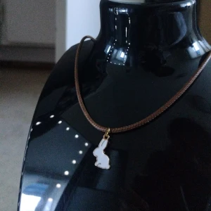 Halsband  - 🐰