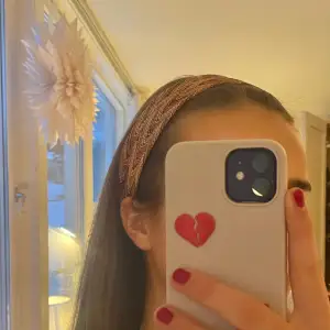 Jättefin hårband i ”Missoni” likande mönster