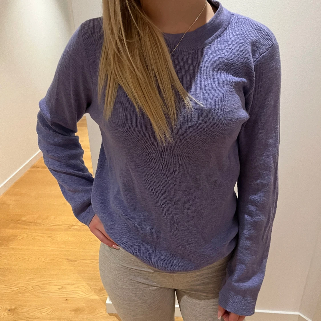 Lila långärmad tröja