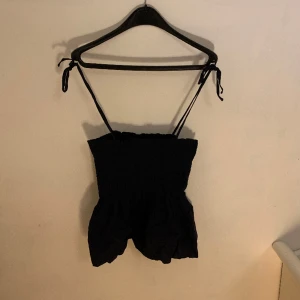 Söt topp - En jätte fin topp, aldrig använt skriv om du är intresserad 