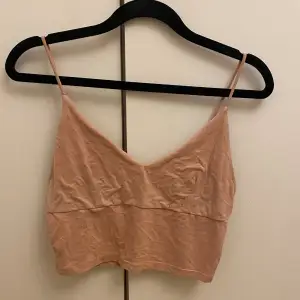 Rosa / beige croppad topp 