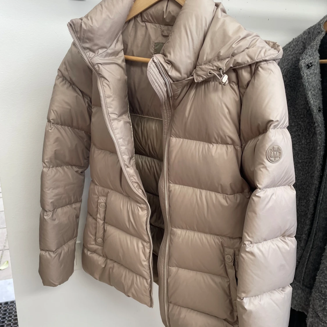 Massimo Dutti, dunjacka 