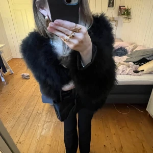 Såå galet snygg päls jacka  - så sjukt snygg 😻 päls jacka!!🤩🥂WOW  