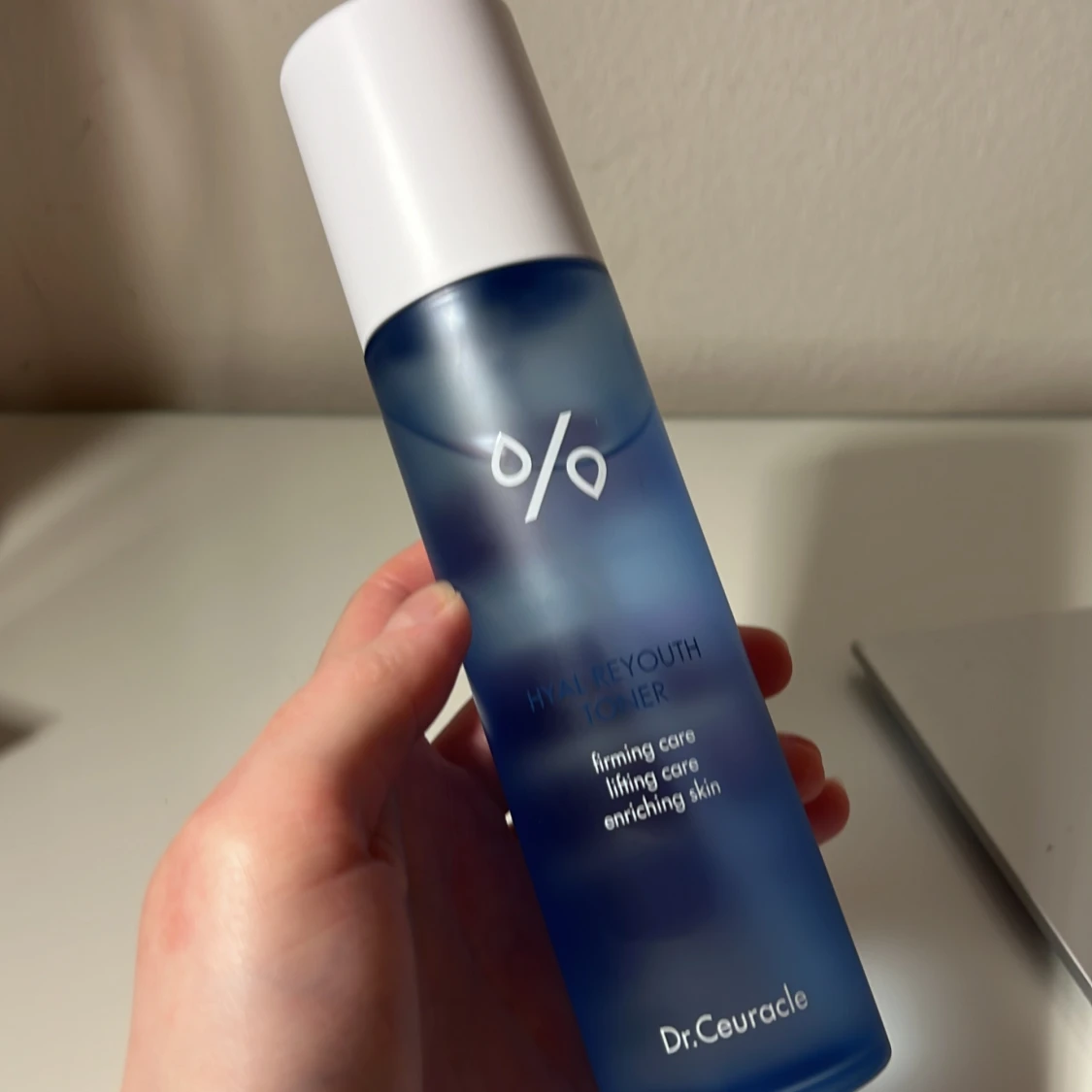 ”Hyal Reyouth Toner”  - 90