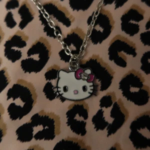 Hello Kitty halsband  - Meowoowow
