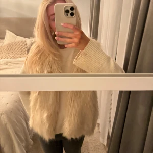 Pälsväst - Skit snygg pälsväst 