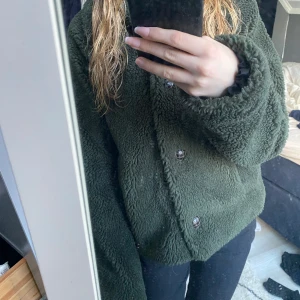 Superfin teddyjacka - Använd fåtal gånger, som ny🤍