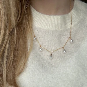 Pärl halsband  - Guldig Pärl halsband  Finns även i silver 