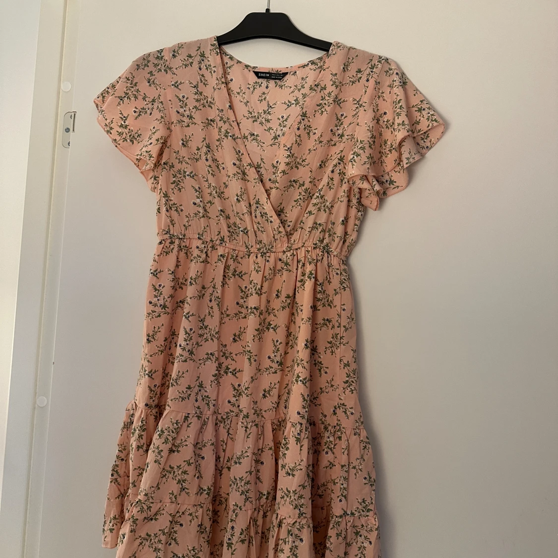 Rosablommig klänning  - 91