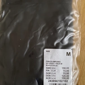 Kalsonger i förpackning  - Strl M  Panos emporio Nytt i förpackning  Strl m Svarta 