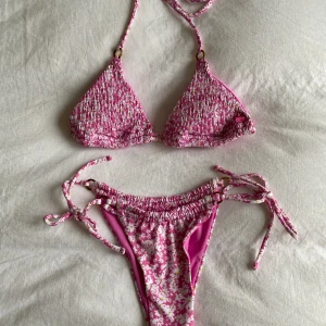 Bikini - Bikini från Stradivarius. Aldrig använt